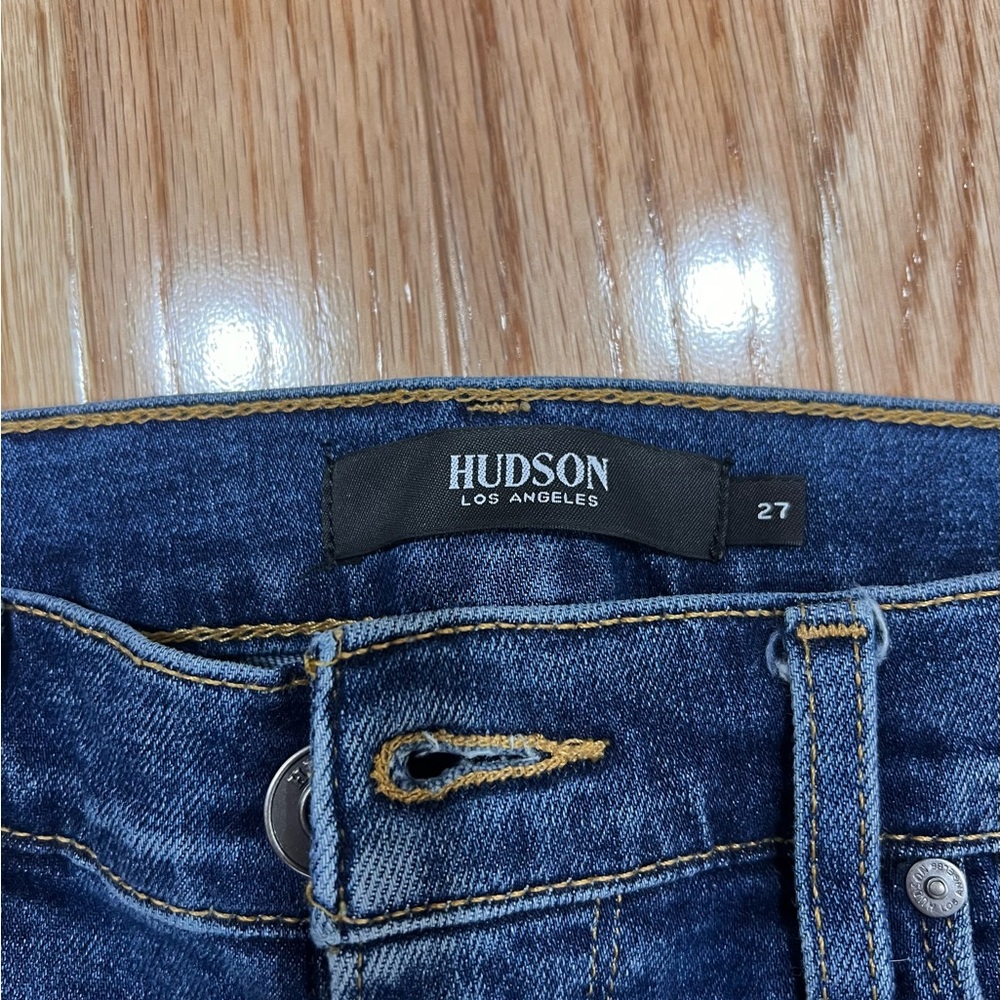 Hudson Los Angeles- Krista Super Skinny- size 27